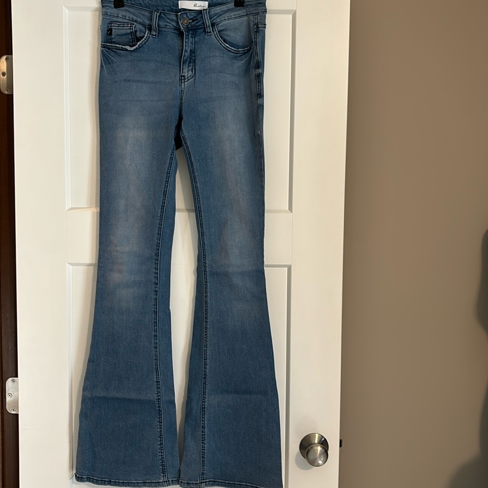 Kancan- Size 7/27, fit & flare, stretch jean